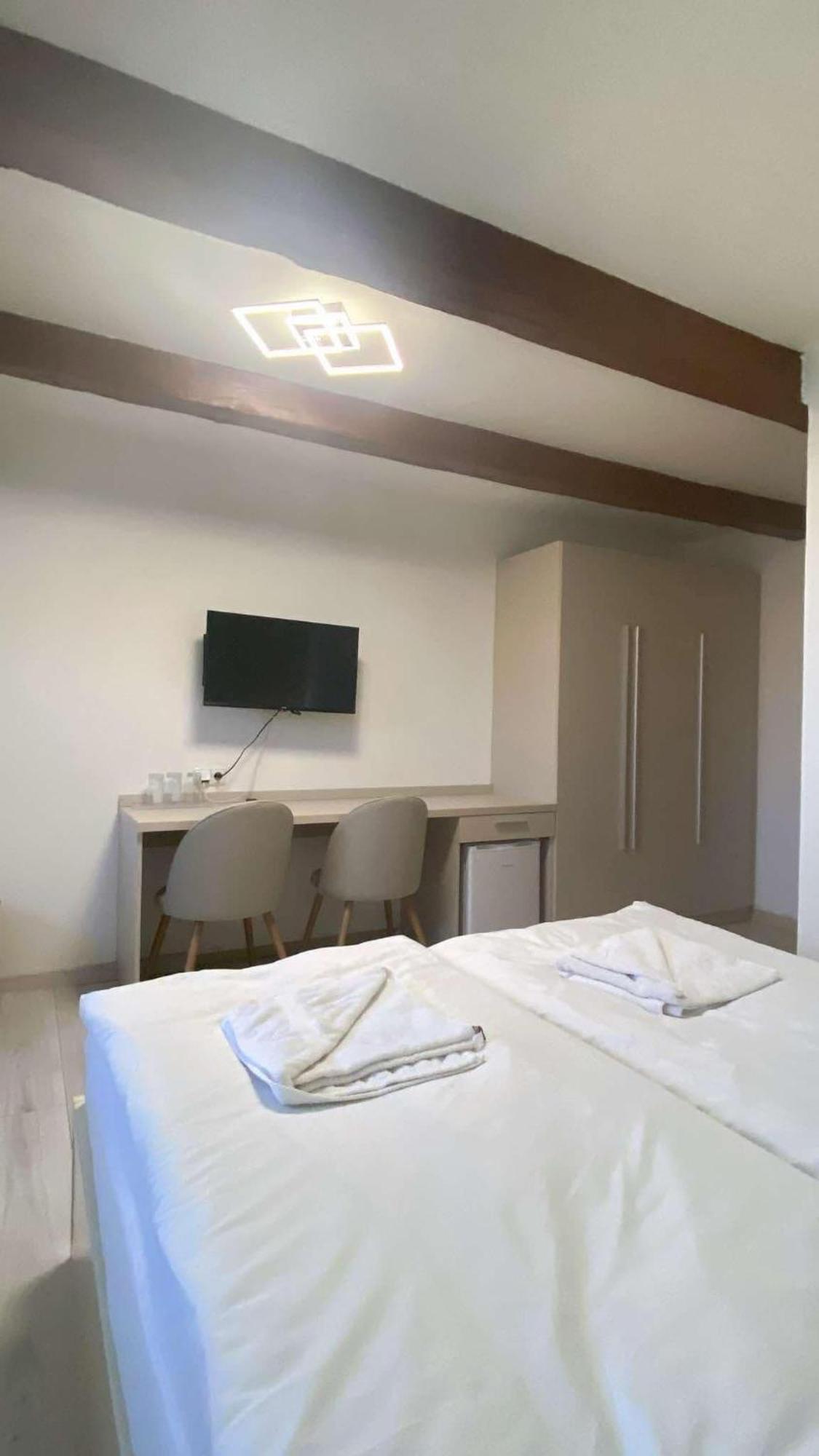 Hotel U Radnice As Аш Екстер'єр фото
